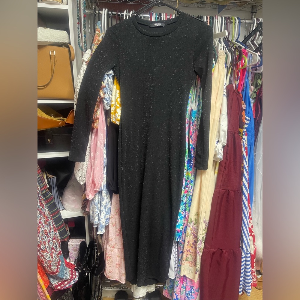 Elegant Black Long Sleeve Dress